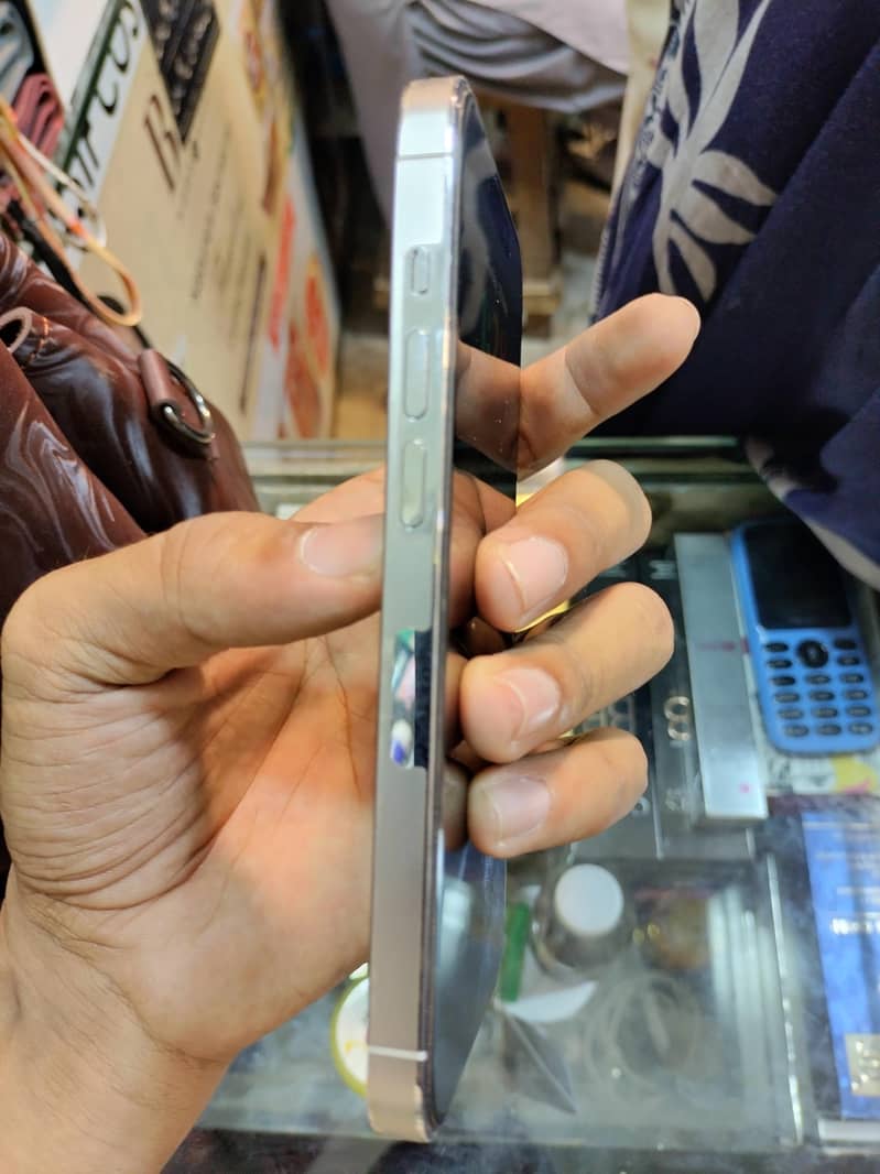 iphone 14 pro 1