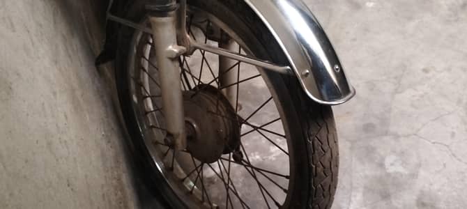 urgent sale  2000  model