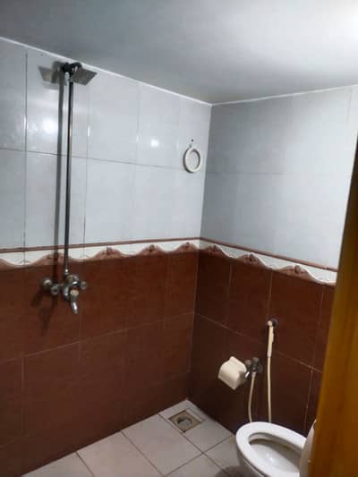 G 13.4. 4 Marla House Upar Potion available for Rent