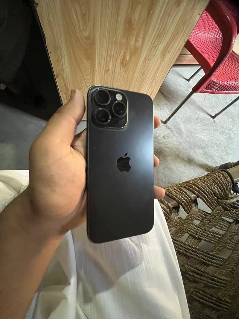 iphone 15 pro max 0