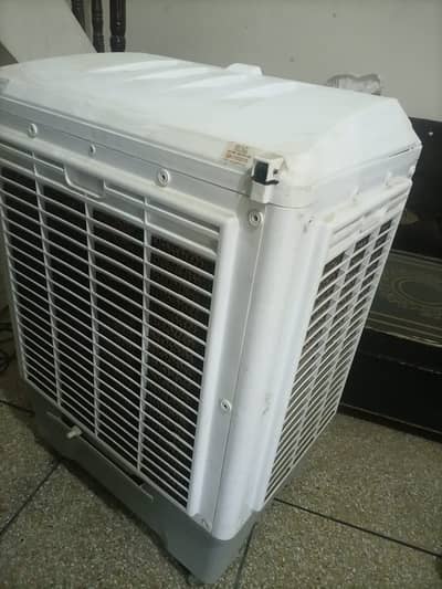 Gfc cooler brand new 10 by 10 box pack