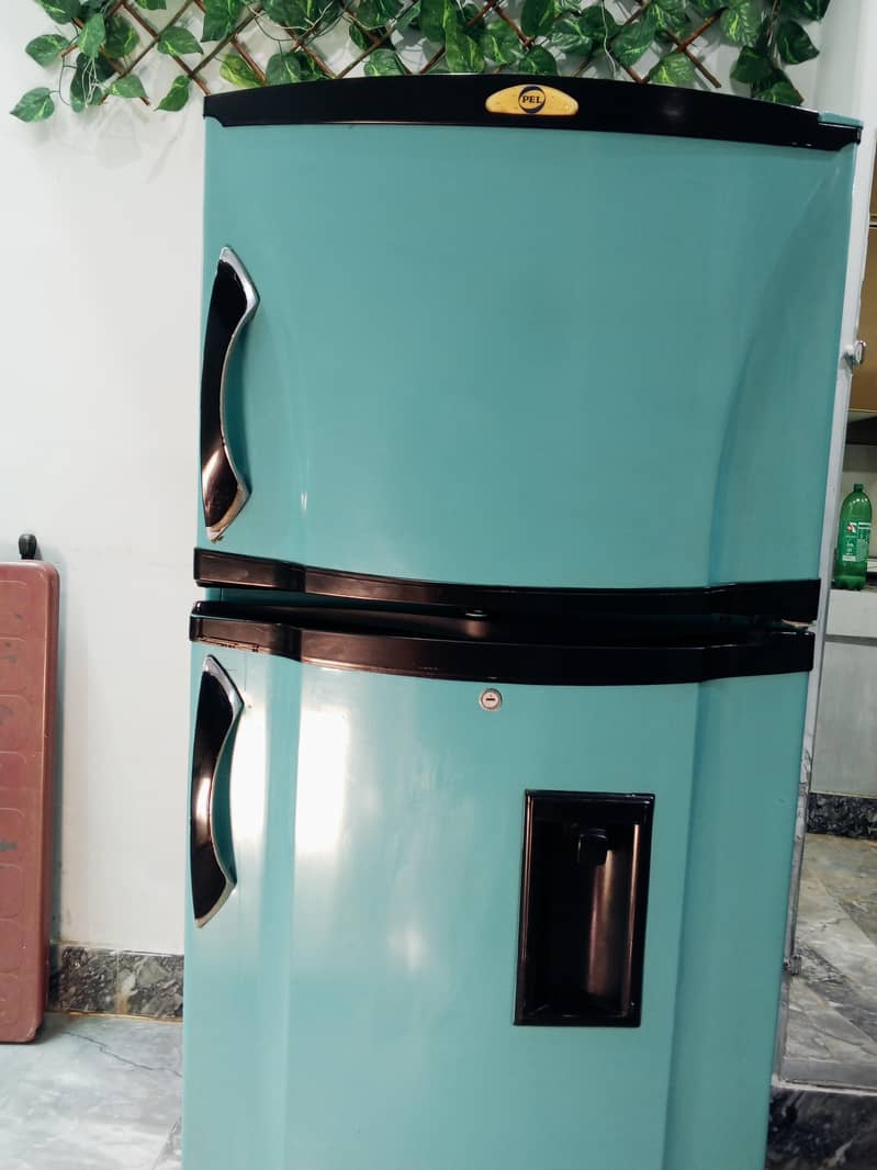 PEL Refrigerator 0