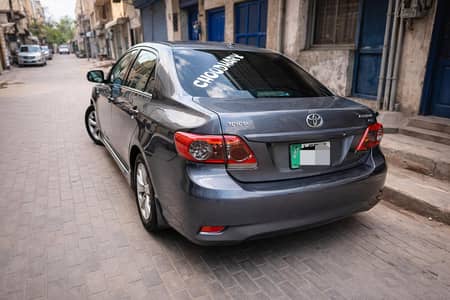 Corolla Gli 2012