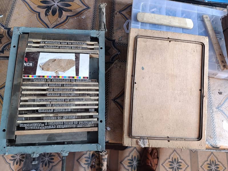 Thesis Binding Machine Operator 2