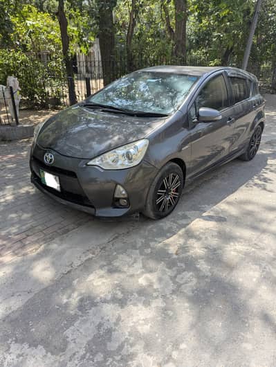 Toyota Aqua G 2015