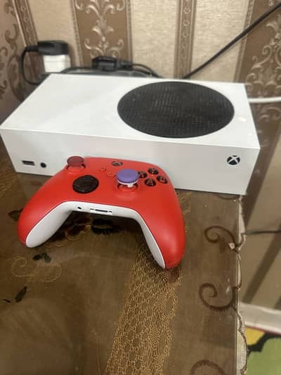 Xbox Series S 512GB With 1 Controller – Excellent Condition