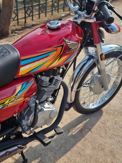 Honda CG 125 2025 MODEL FIRST OWNER FOR SALE