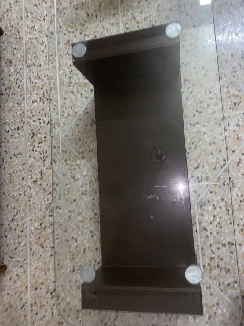 Clean table 1