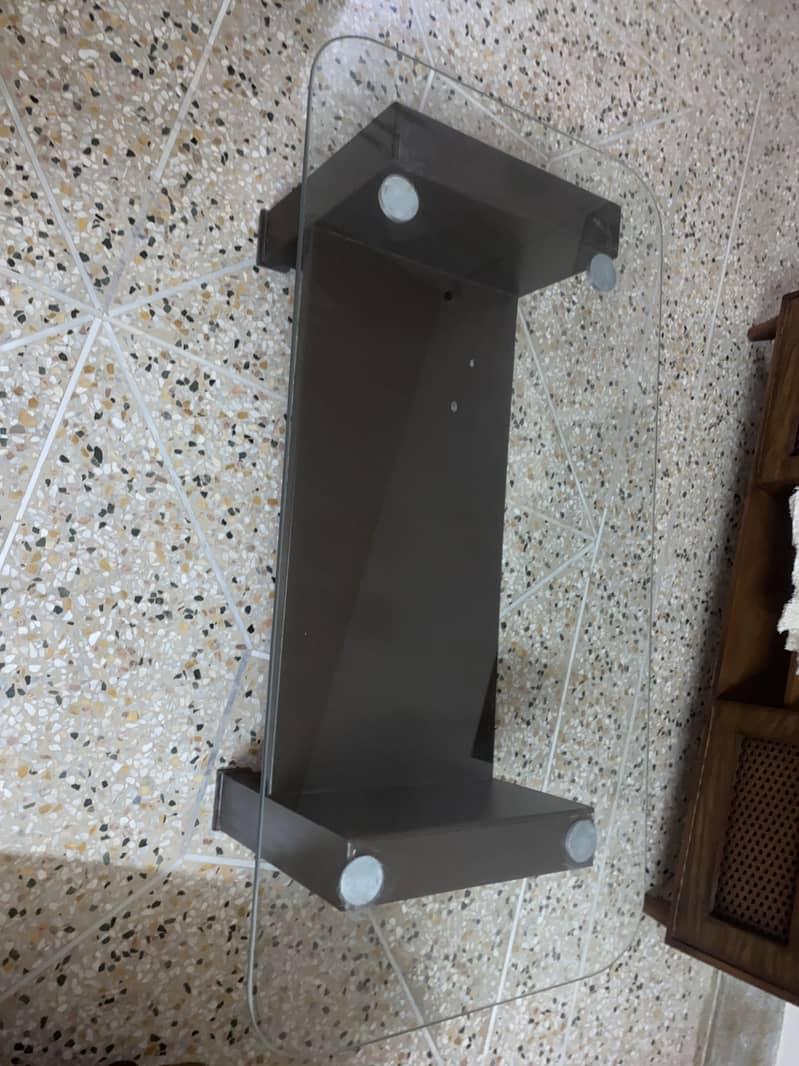 Clean table 3