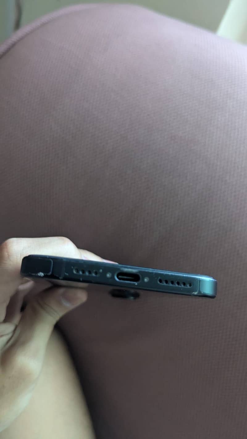 IPhone 16+ 1