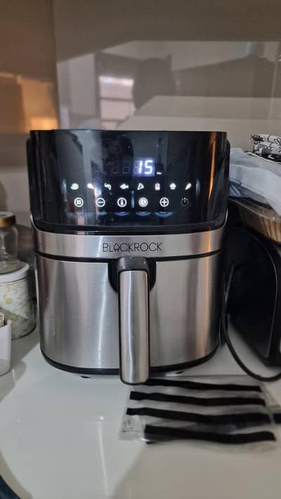 black rock airfryer, very less used