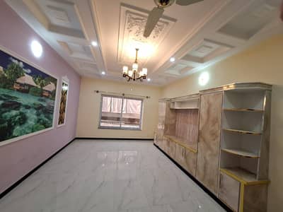 G-10/3 Size 500 Sq Yd Full House 6 Bed 6 Bath 2 Drawing 2 TVL 2 Kitchen