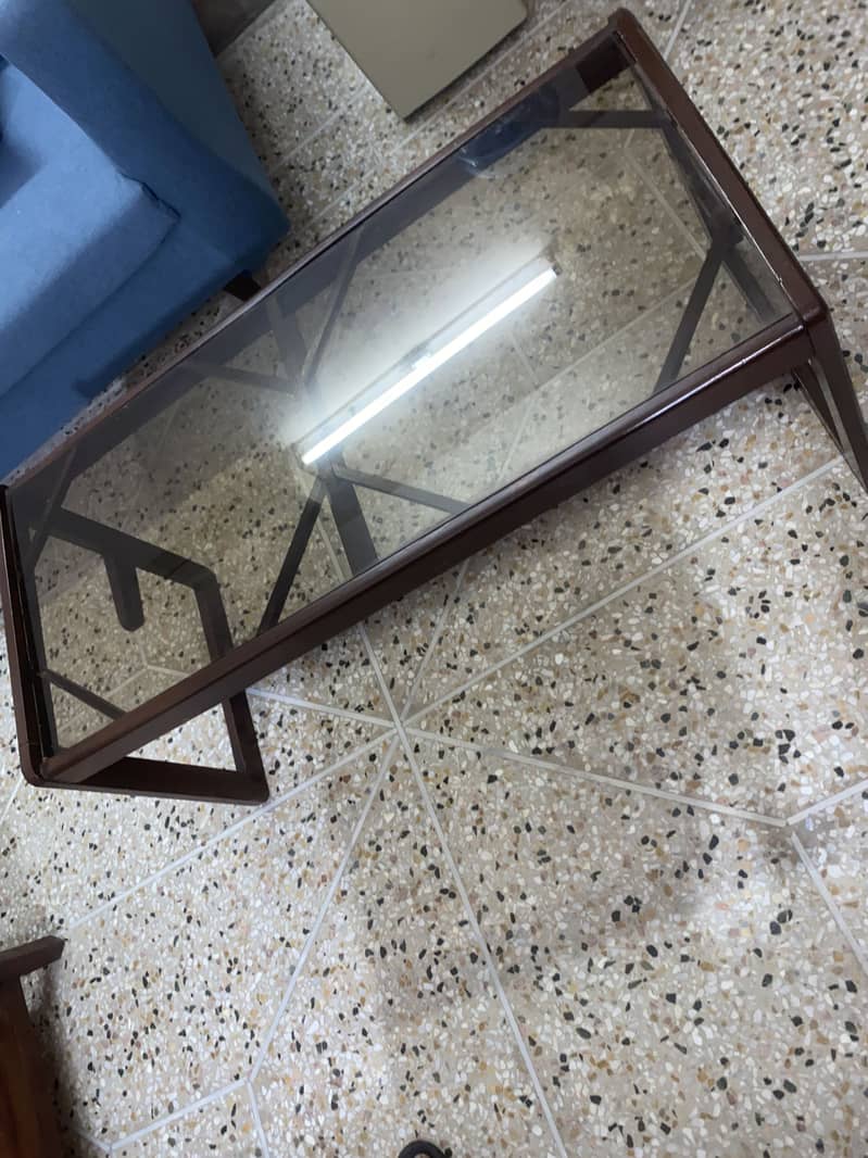 Clean table 0
