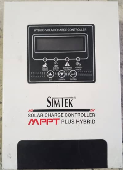 SIMTEK hybrid MPPT Solar Charge Controller