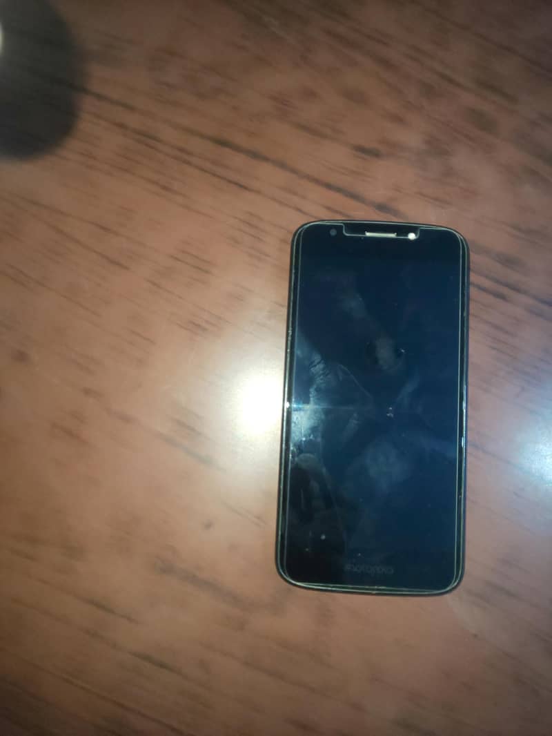 moto e5 play 1