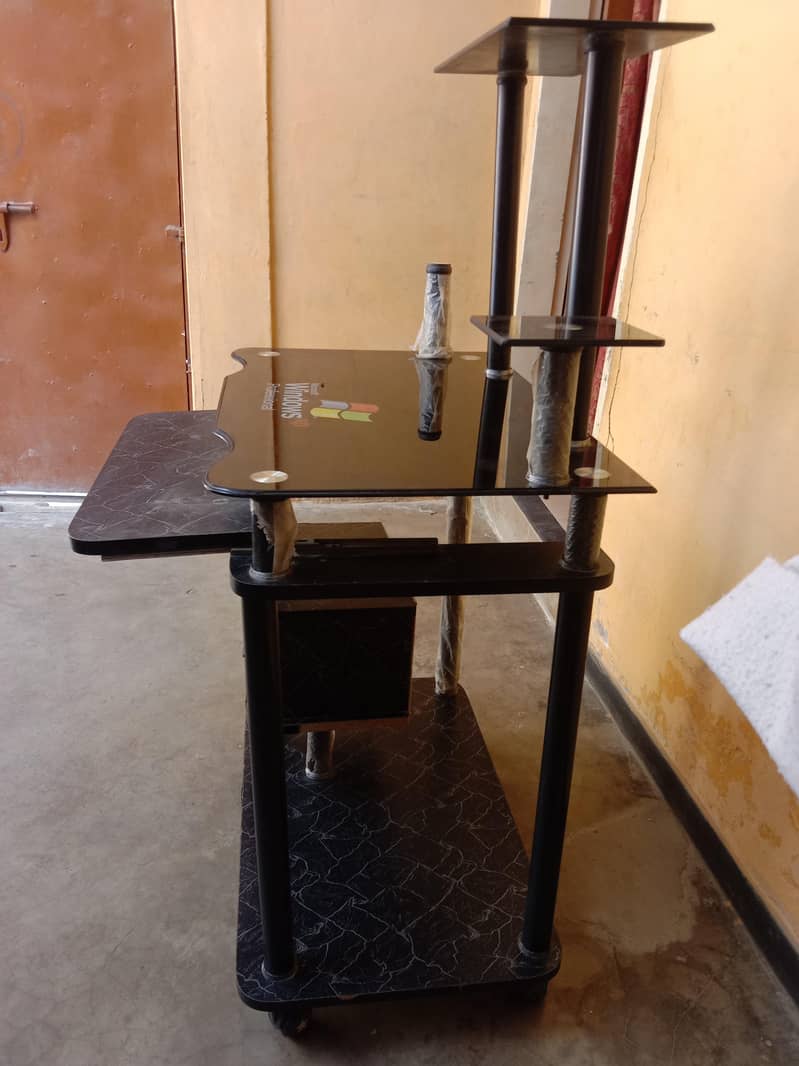 Computer Table 2