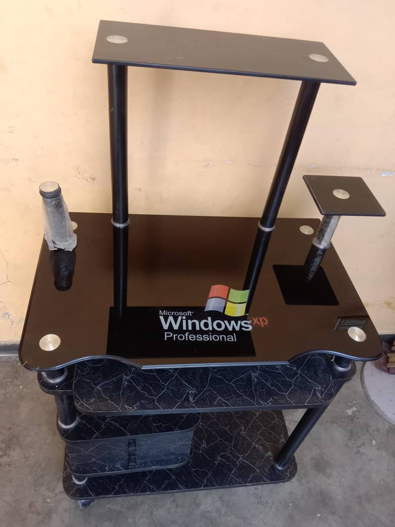 Computer Table 4