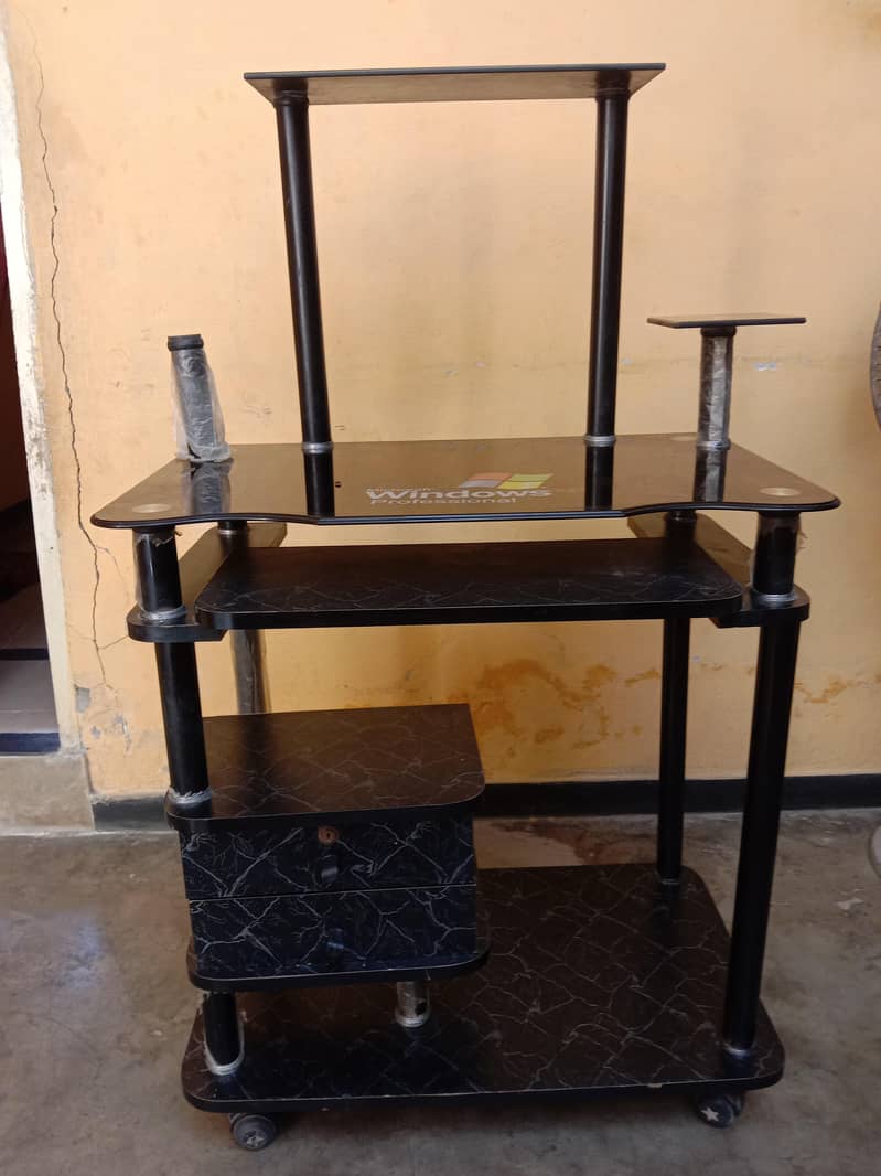 Computer Table 7