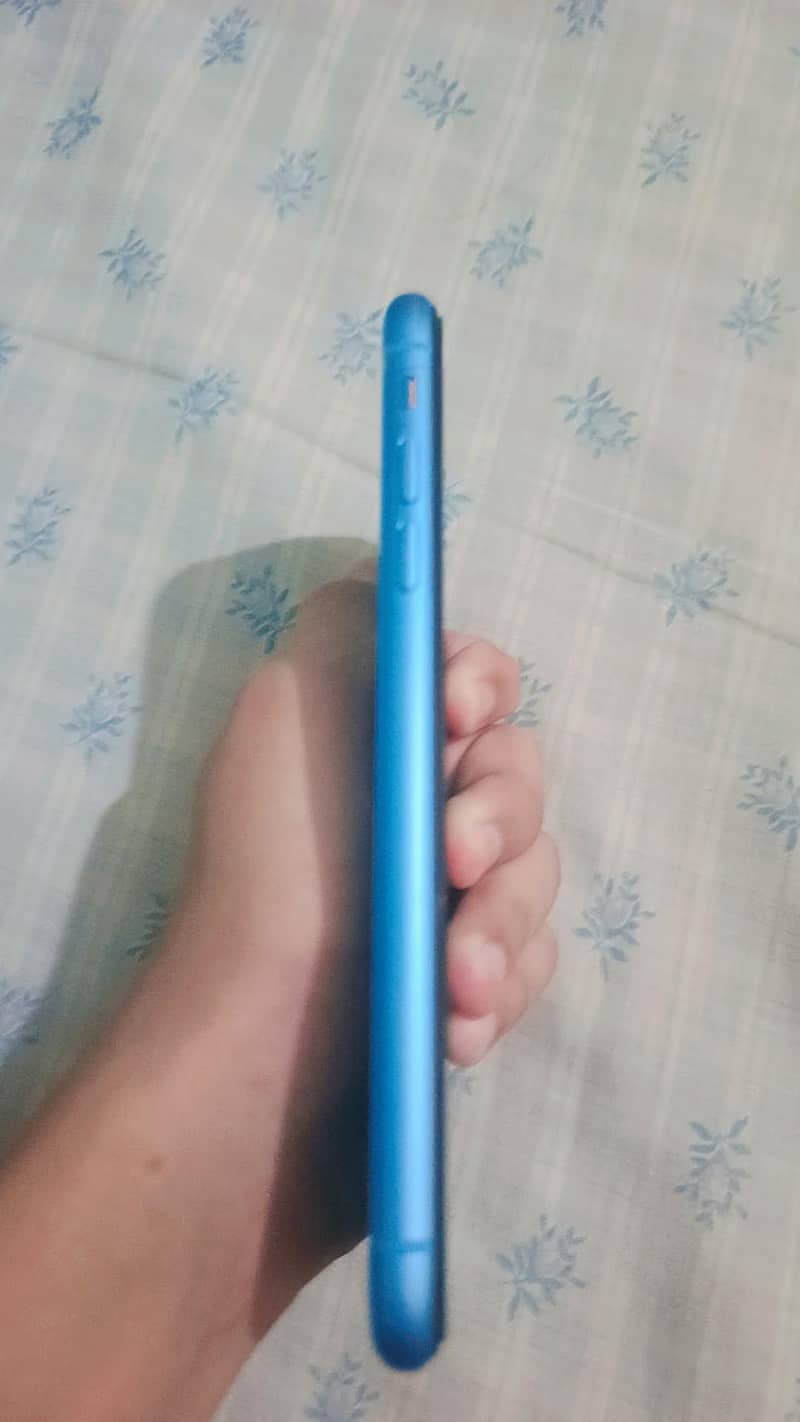 iphone xr 3
