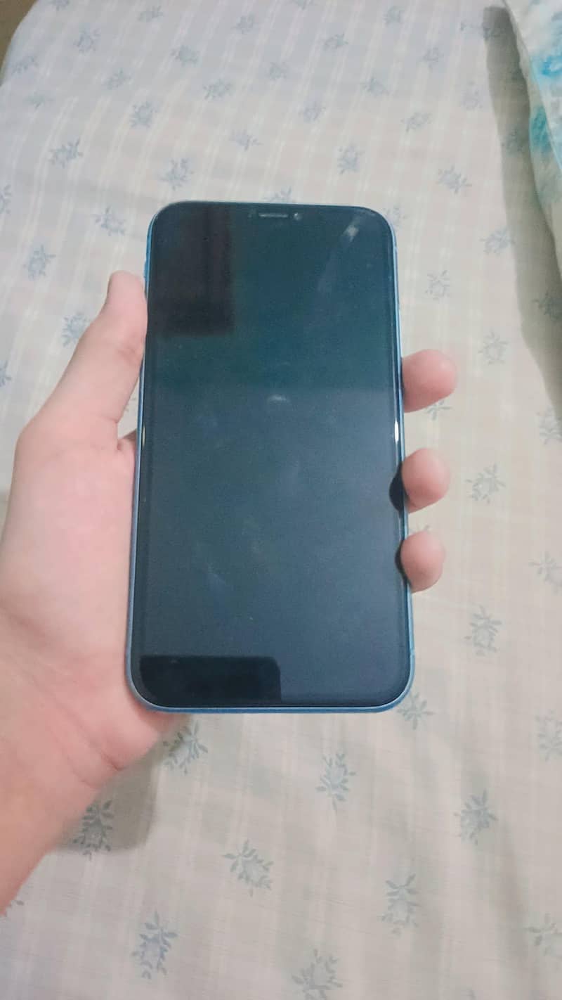 iphone xr 4