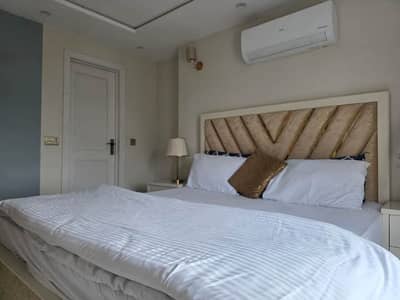 1 Bedroom Luxury Furnished Apartment is Available for Rent in Bahria Town Lahore
