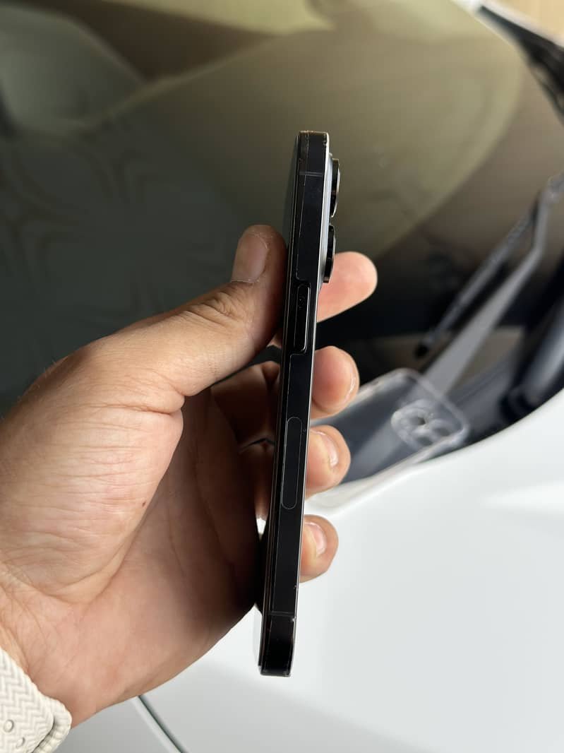 iPhone 14pro 2