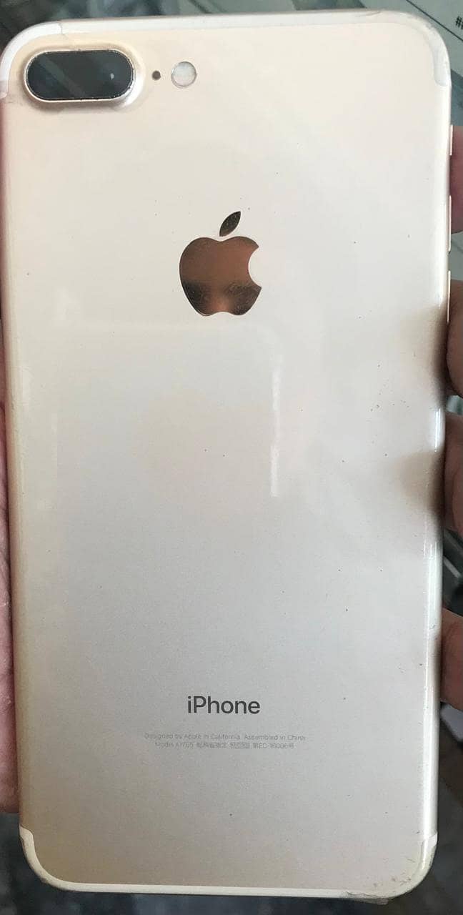 Apple iPhone 7 Plus 0