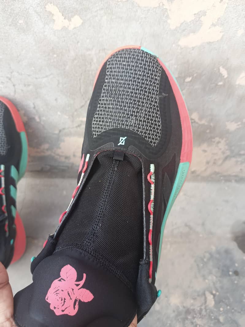 new sneaker 4