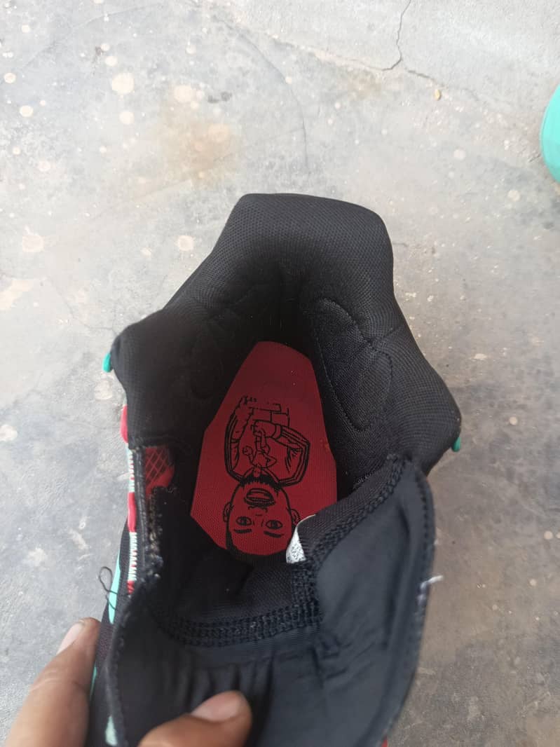 new sneaker 8