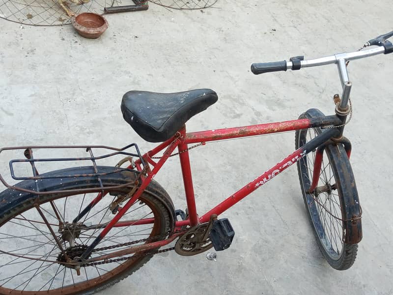 red bicycle 0
