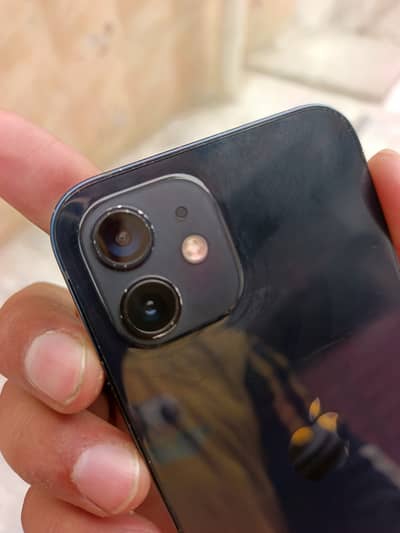 Apple iPhone 12