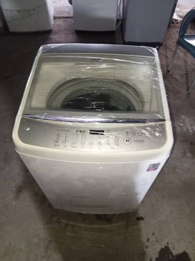 LG FULLY AUTOMATIC WASHING MACHINE 9kg