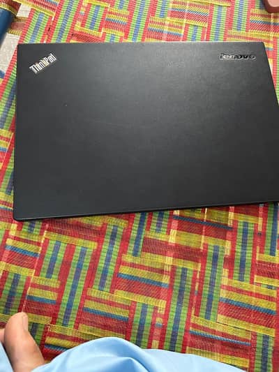 lenovo thinkpad 8/256. i5 5gen