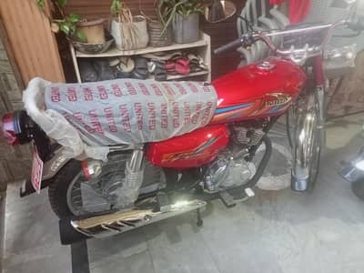125 UNITED