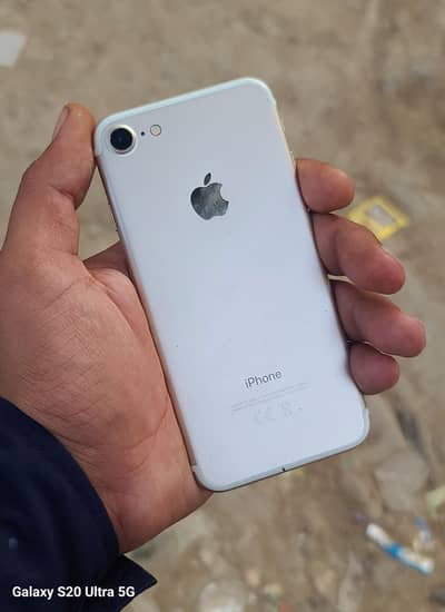 iPhone 7 32GB APPROVEd.