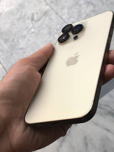 I phone 14 pro max jv