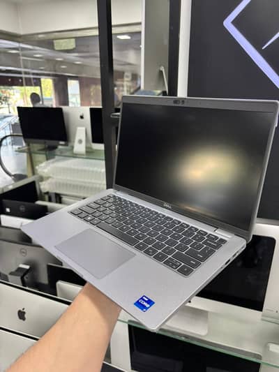 Dell Latitude 5440 Core i7 13th Gen 16GB RAM 256GB SSD