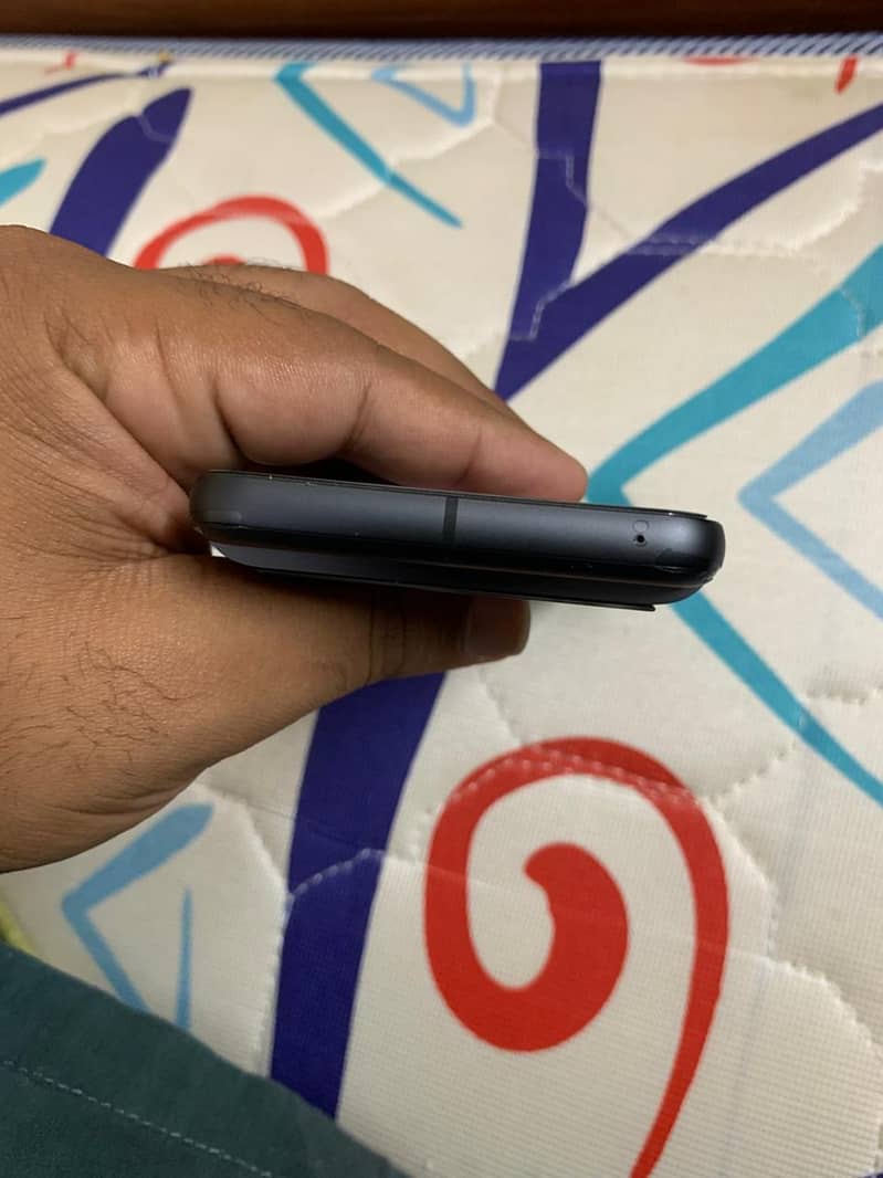 google pixel 8 4