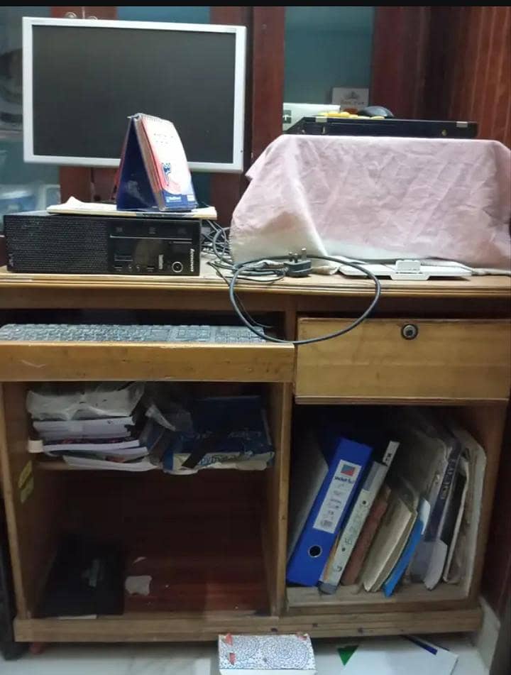 wooden computer table 0