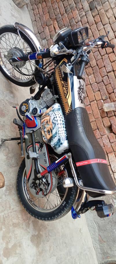 Honda CG 125 s Gold edition 2024 برائے فروخت
