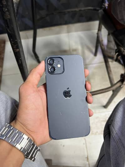 iPhone 12