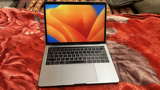 MacBook Pro 13-inch, 2017 Touchbar