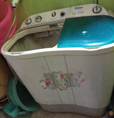 Haier Semi Automatic Washing Machine