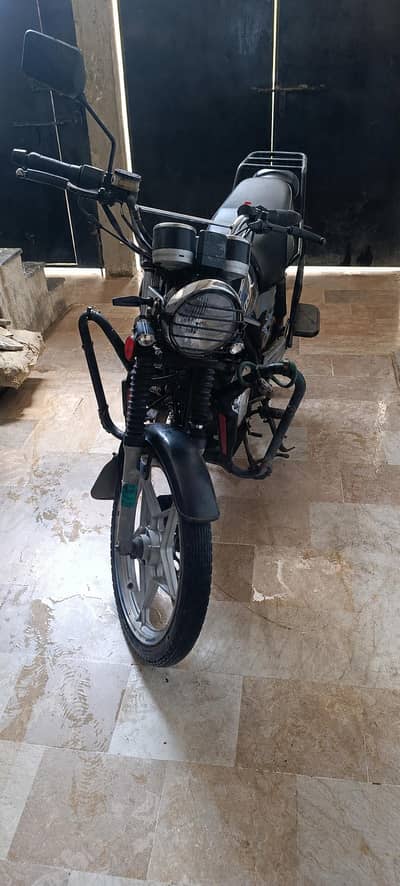 Suzuki 150 SE