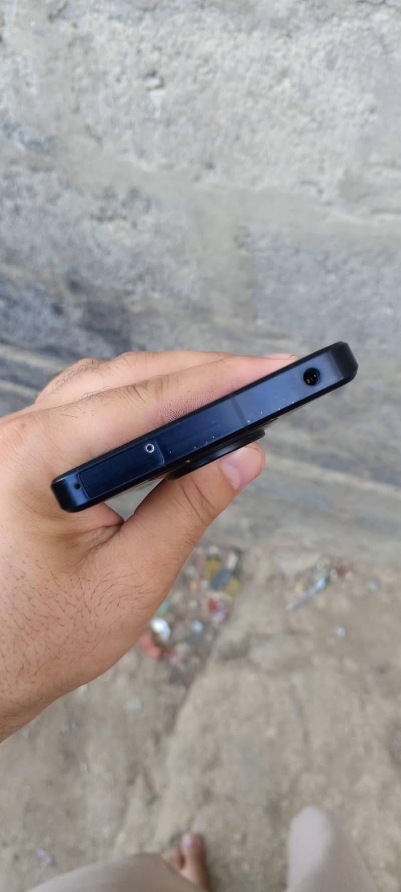 Sharp Aquos R7 6
