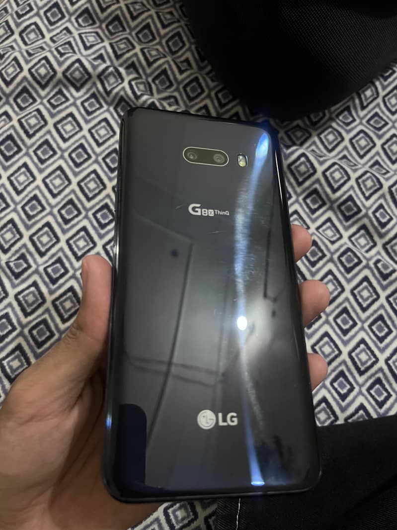 LG g8xthinq 1