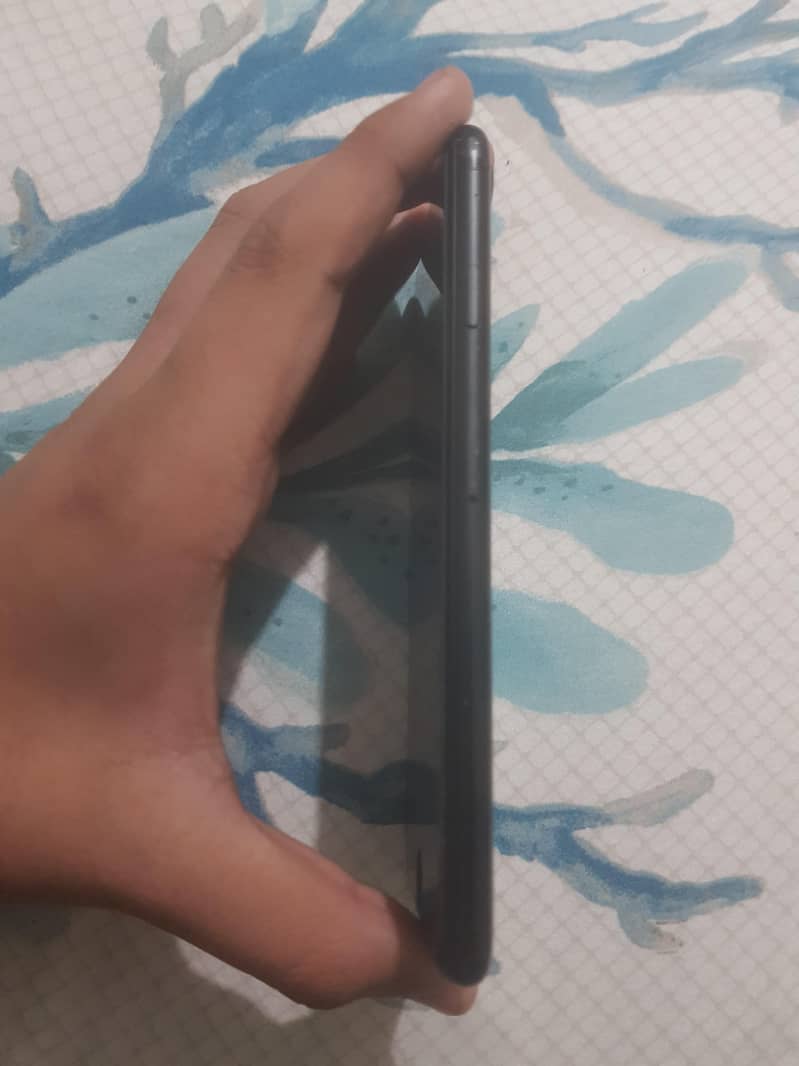 IPHONE 7 3
