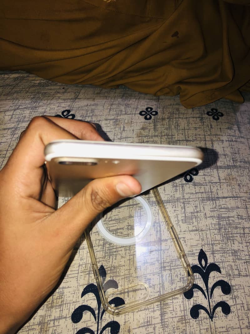 Iphone 7 plus 1