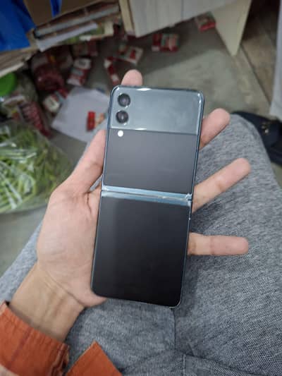 zflip 3