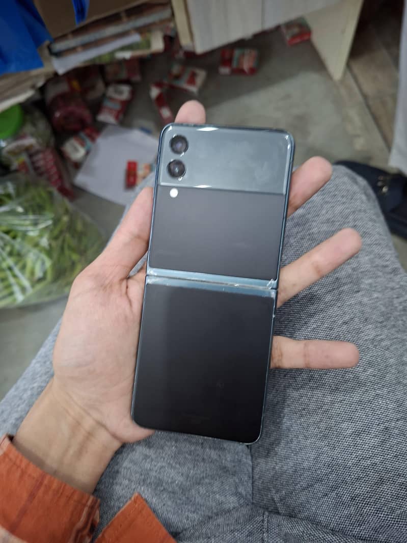zflip 3 0